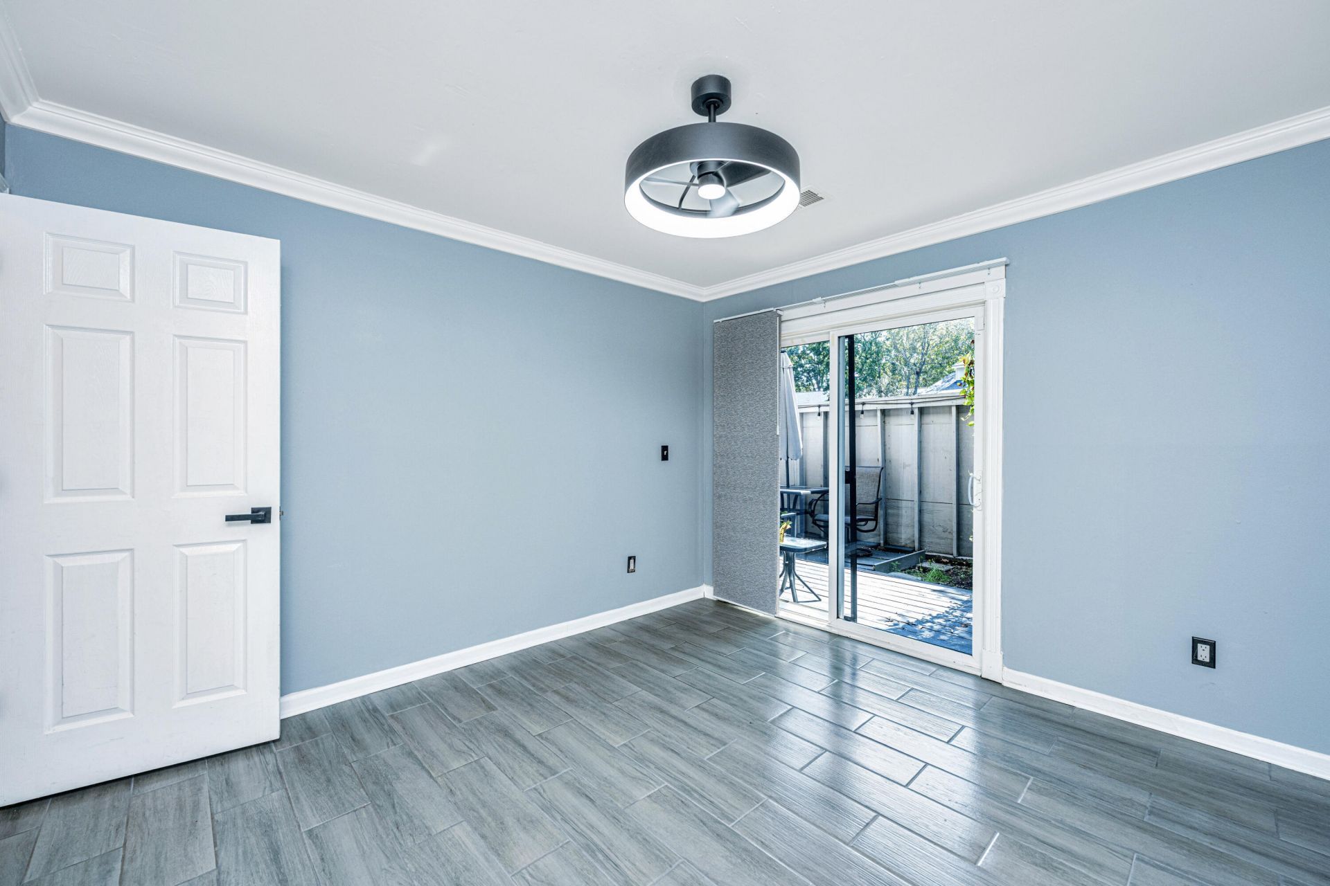 403 Greenmeadow Drive Photo 22