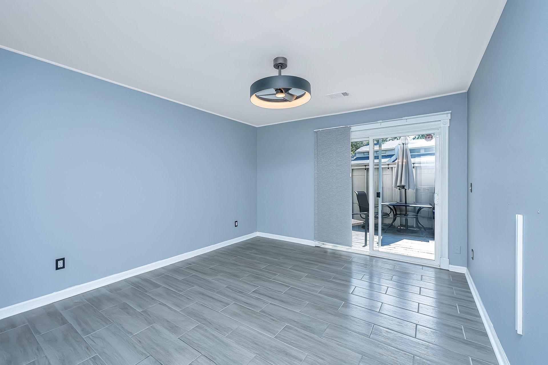 403 Greenmeadow Drive Photo 27
