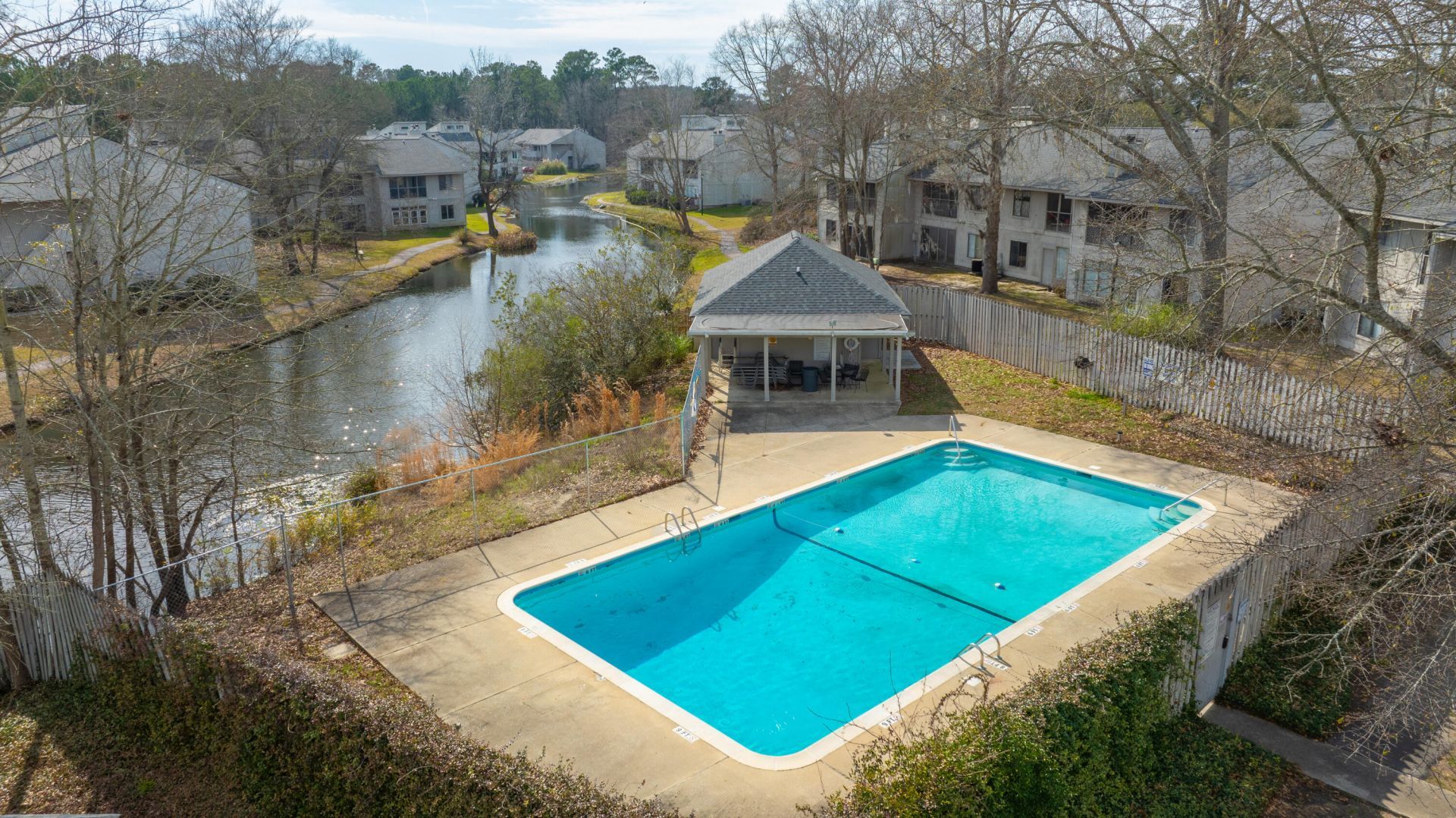 403 Greenmeadow Drive Photo 39