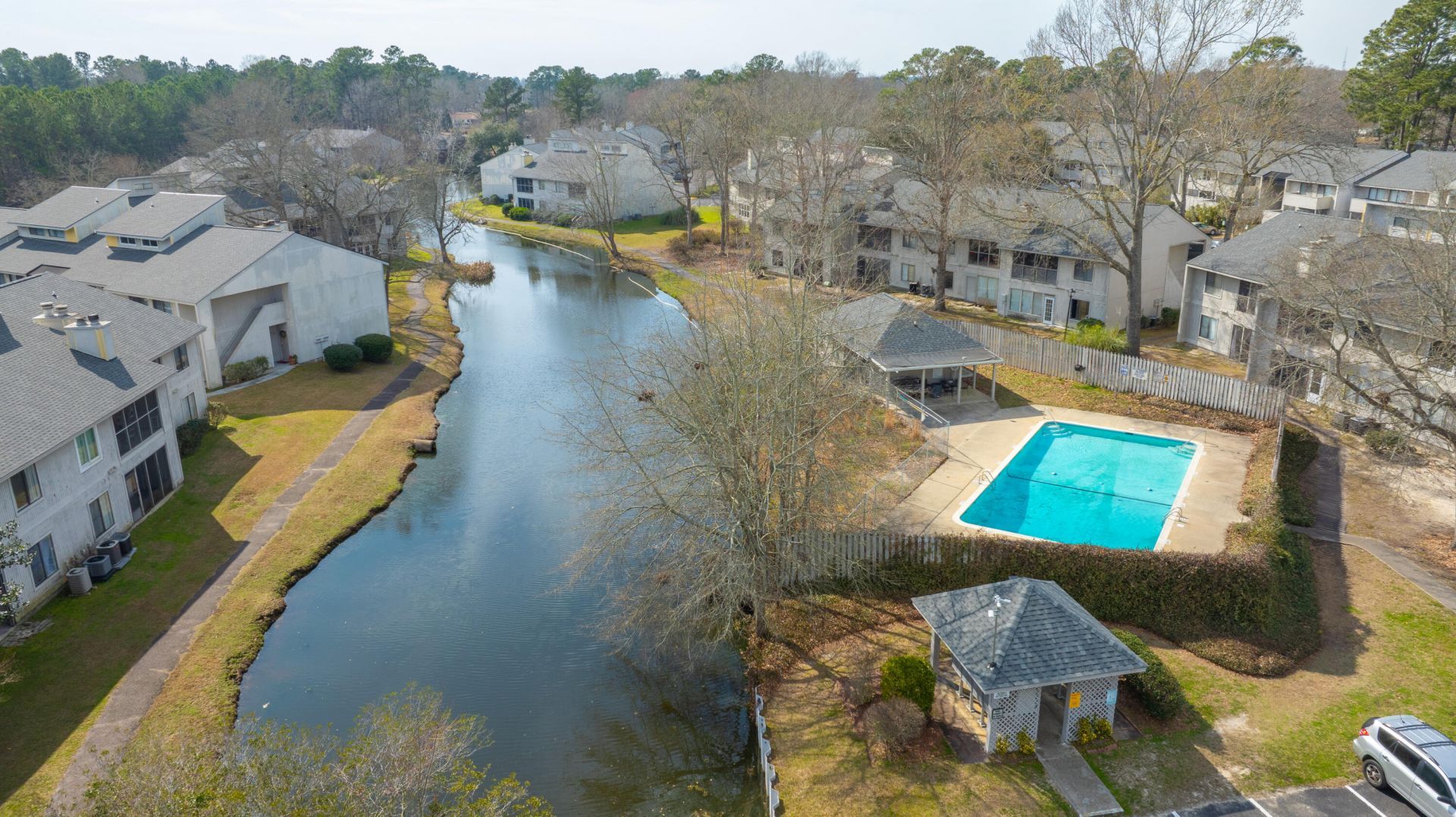 403 Greenmeadow Drive Photo 41