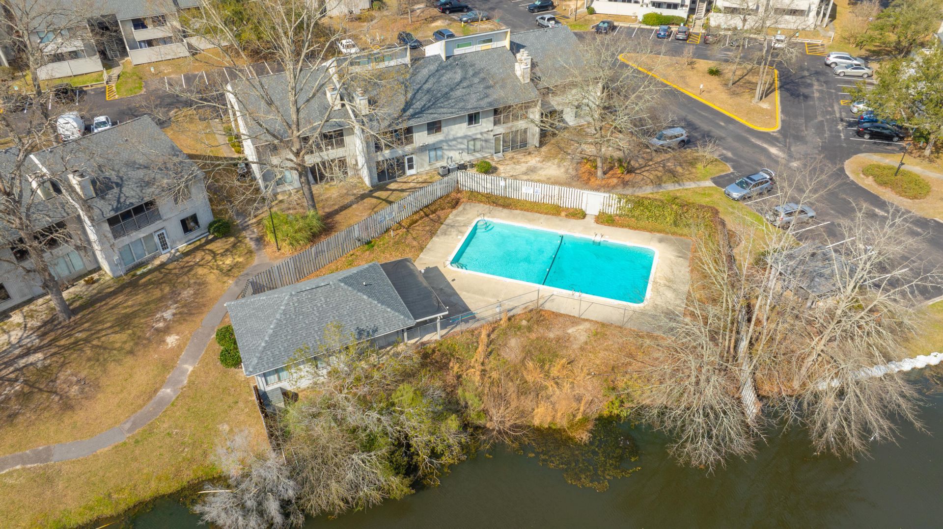 403 Greenmeadow Drive Photo 42