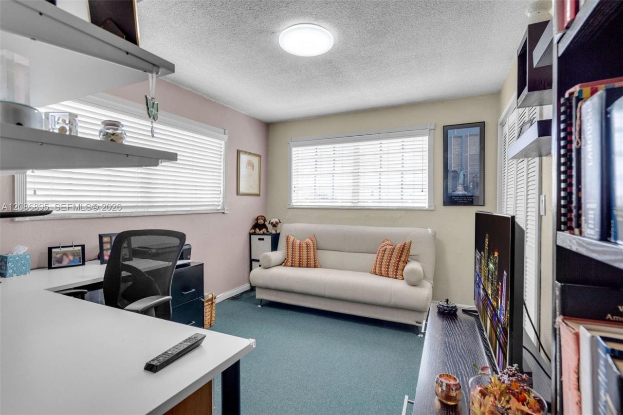 1300 W 53rd St, Unit 20, Hialeah, FL 33012 Photo