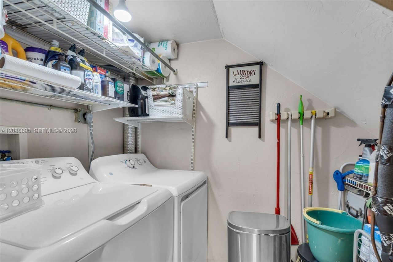 1300 W 53rd St, Unit 20, Hialeah, FL 33012 Photo