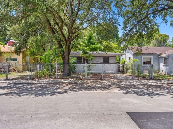 6936 NW 3rd Ave, Miami, FL 33150
