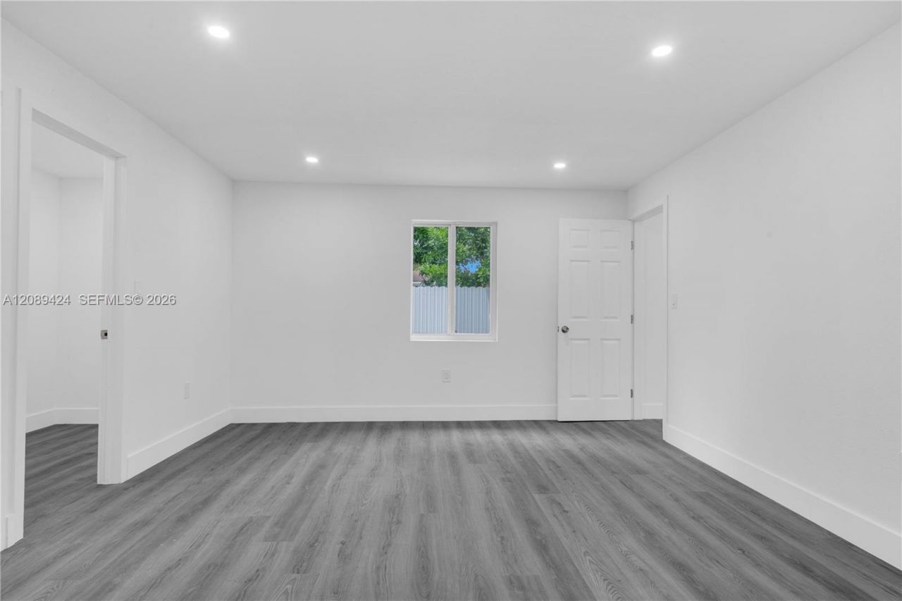 16400 NW 17th Ct, Miami Gardens, FL 33054 Photo