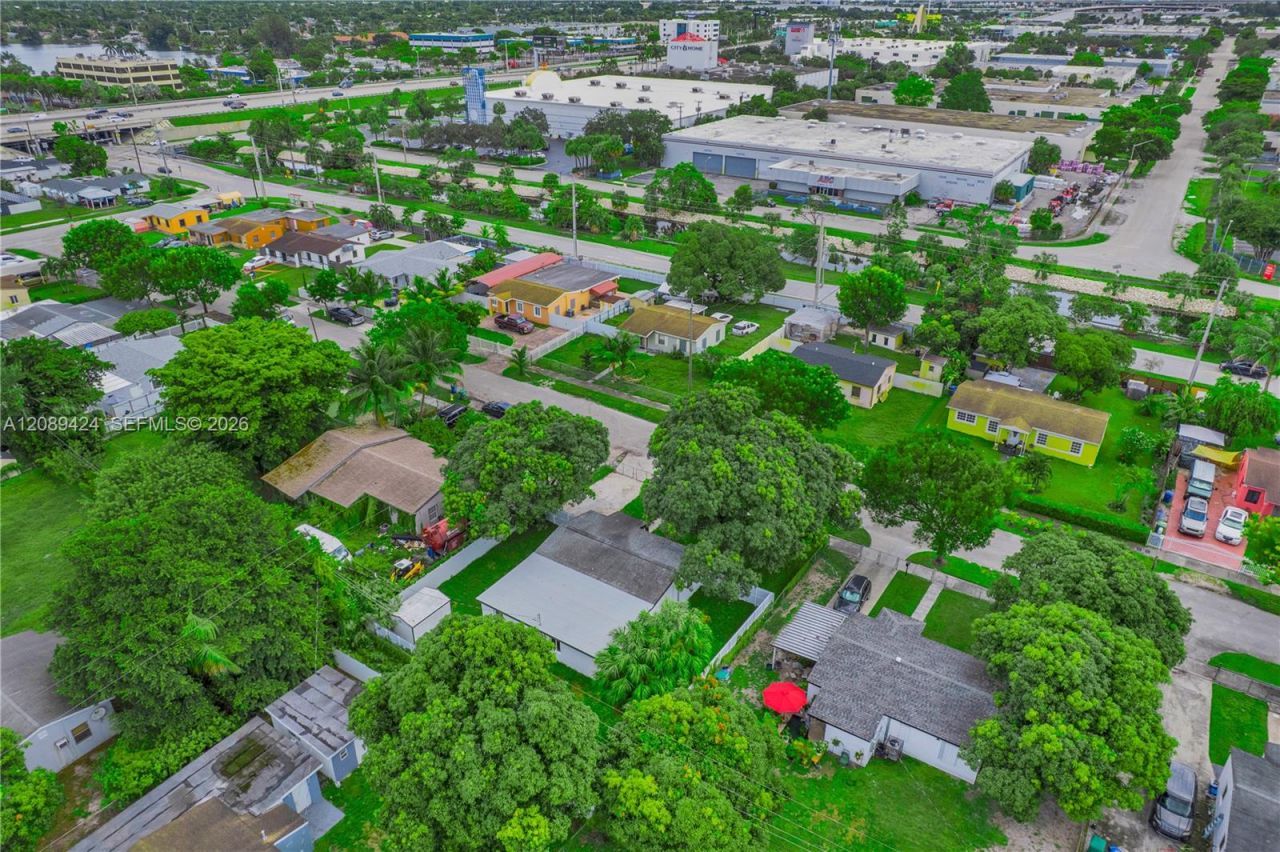 16400 NW 17th Ct, Miami Gardens, FL 33054 Photo