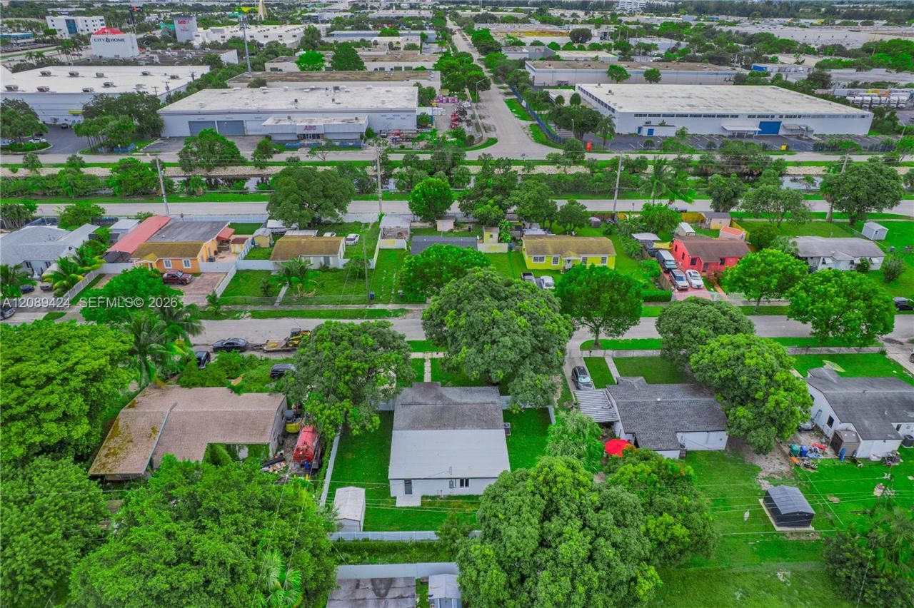16400 NW 17th Ct, Miami Gardens, FL 33054 Photo