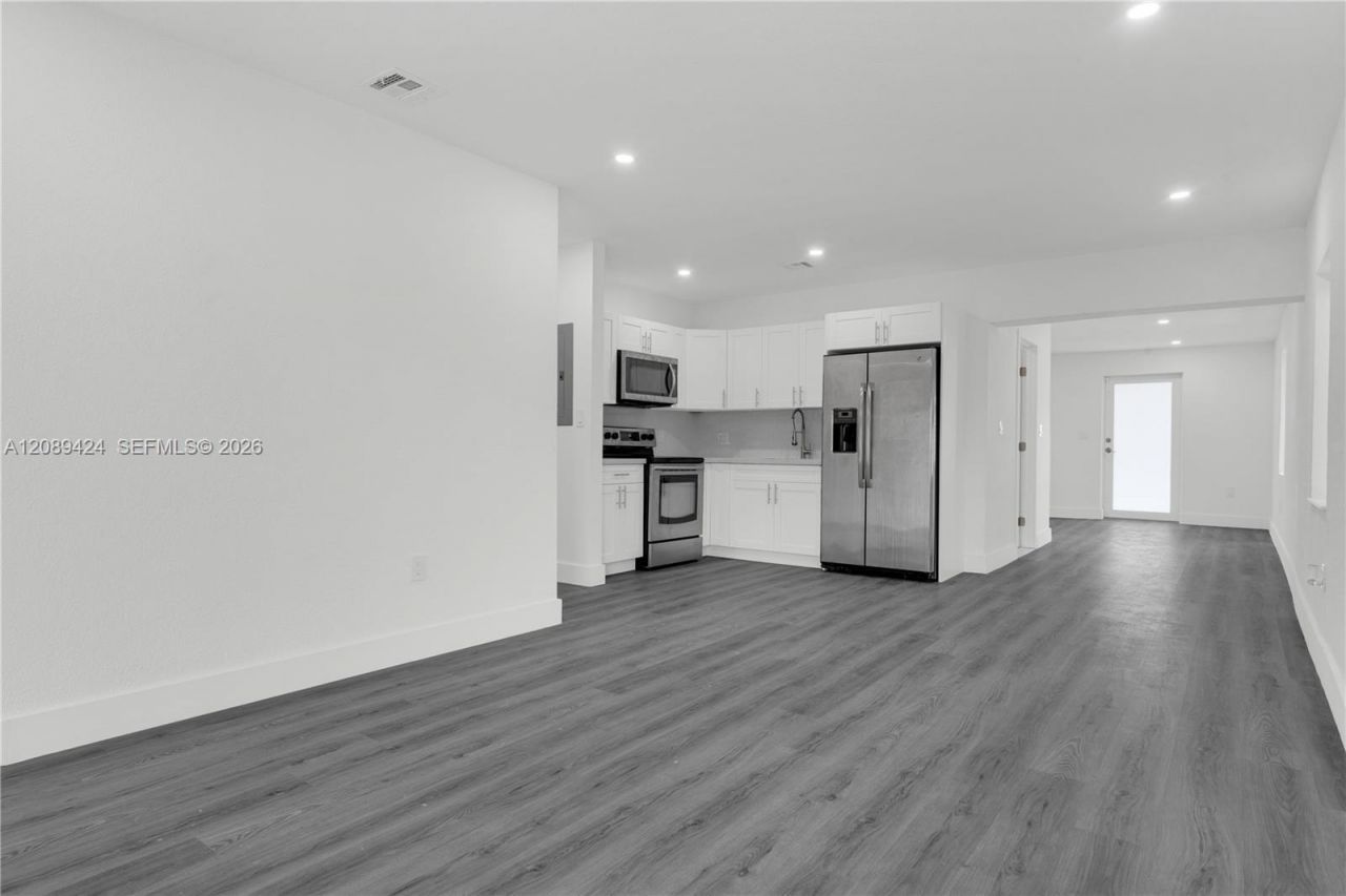 16400 NW 17th Ct, Miami Gardens, FL 33054 Photo