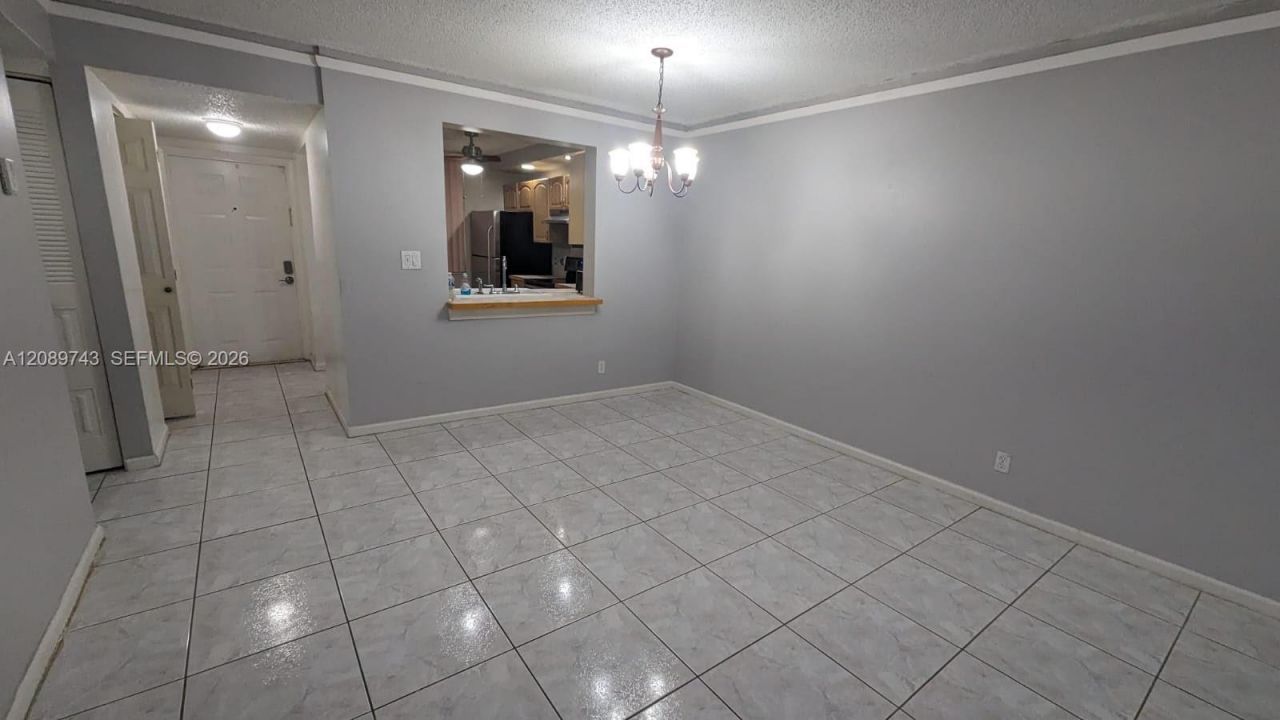 8592 W Sunrise Blvd, Unit 105, Plantation, FL 33322 Photo