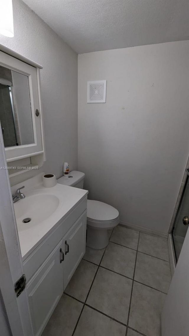 8592 W Sunrise Blvd, Unit 105, Plantation, FL 33322 Photo