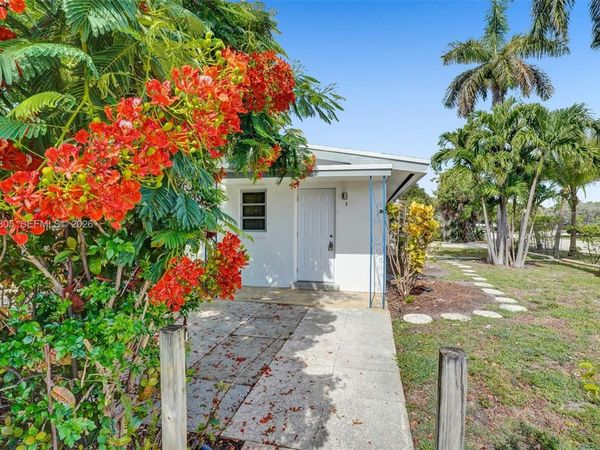 2416 SE 2nd St , Unit 1, Pompano Beach, FL 33062