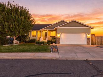 4515 Tusayan Dr Pasco, WA 99301