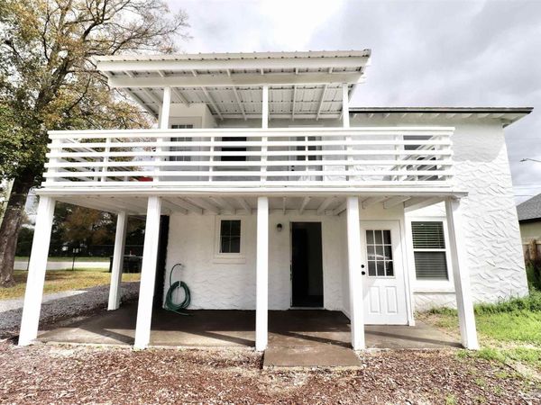 1303 N W St, Pensacola, FL 32505