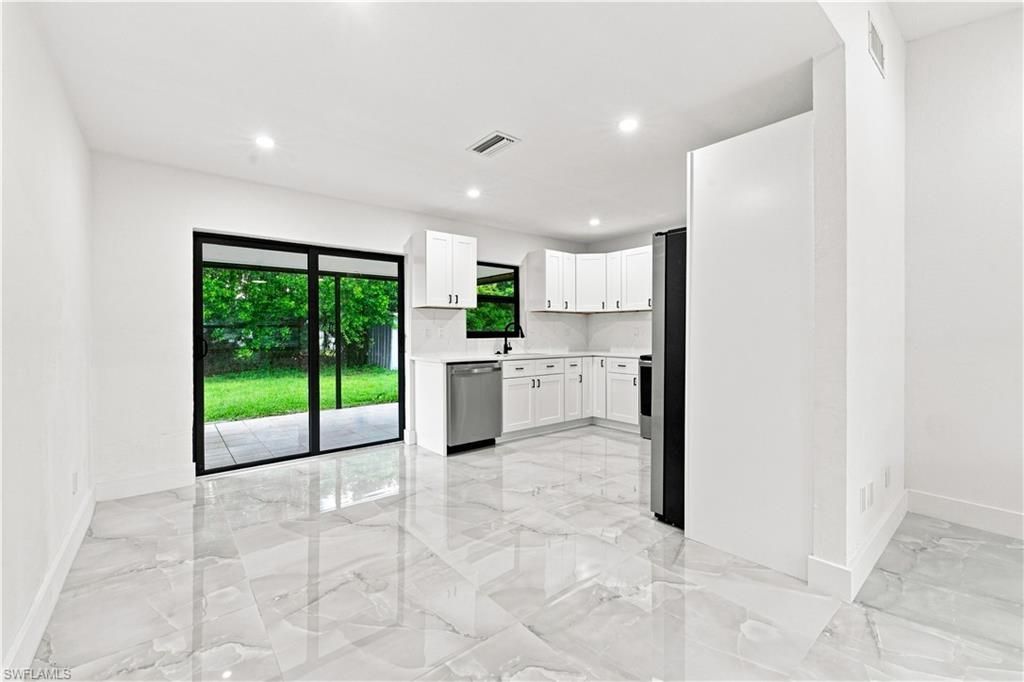 3055 53rd St Sw, Naples, FL 34116 Photo