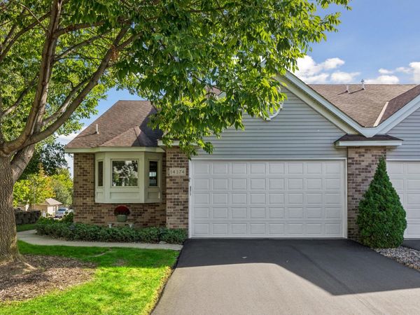 14374 Peninsula Point Drive, Savage, MN 55378
