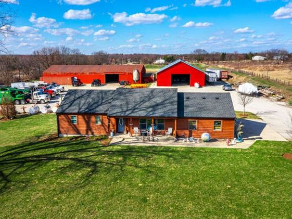 1451 Johnson Road , Oswego, IL 60543