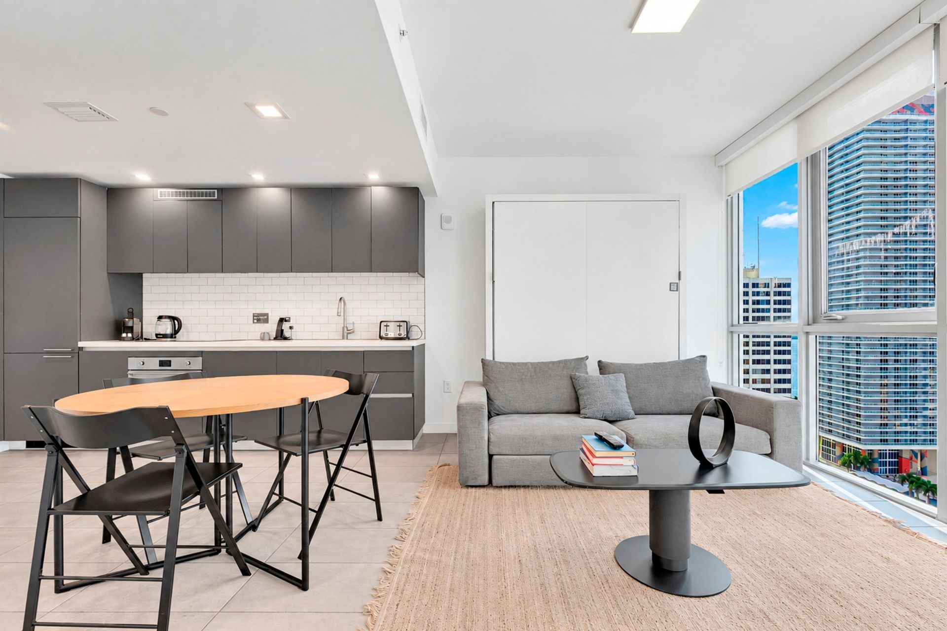 227 NE 2nd Street, Unit 2801, Miami, FL 33132 Photo