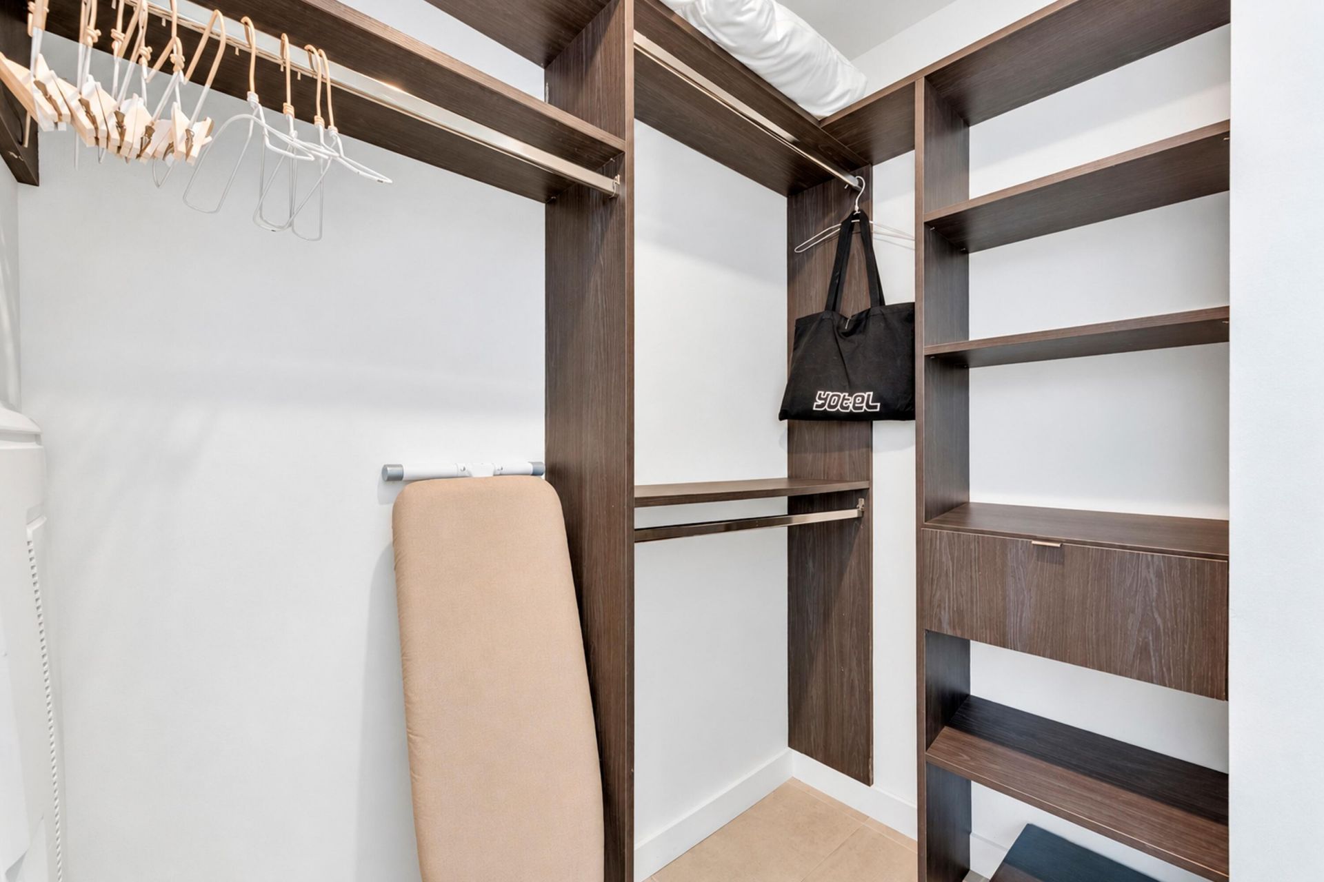 227 NE 2nd Street, Unit 2801, Miami, FL 33132 Photo