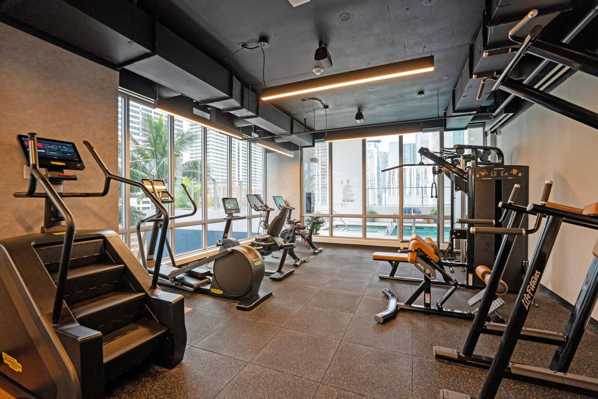 227 NE 2nd Street, Unit 2801, Miami, FL 33132 Photo
