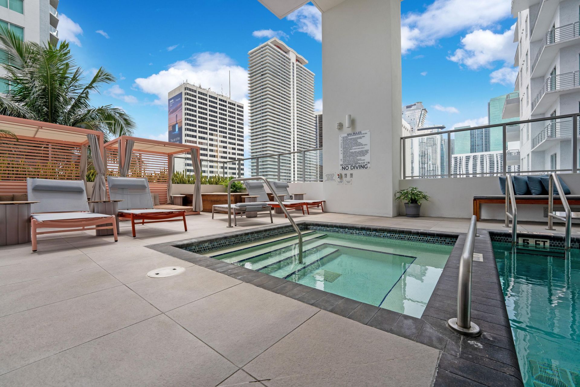 227 NE 2nd Street, Unit 2801, Miami, FL 33132 Photo