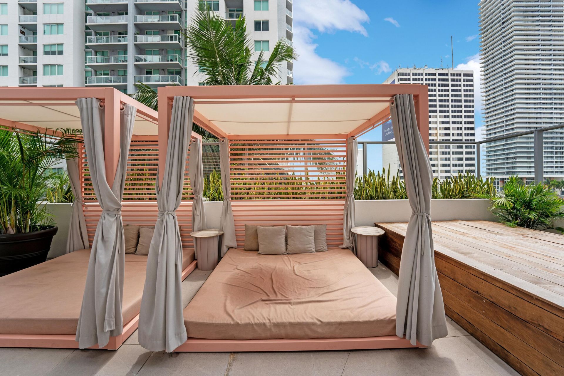 227 NE 2nd Street, Unit 2801, Miami, FL 33132 Photo
