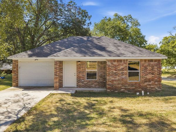702 SE White Street, Ardmore, OK 73401