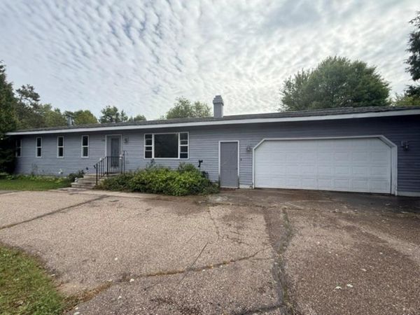 1542 PINE GROVE DRIVE, Kronenwetter, WI 54455
