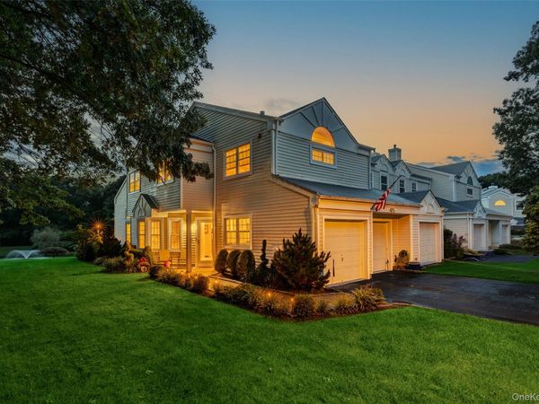 1 Pidgeon Court , Manorville, NY 11949