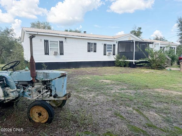 670 S Silver Lake Road, Fountain, FL 32438
