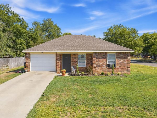617 NE 6th Avenue, Ardmore, OK 73401
