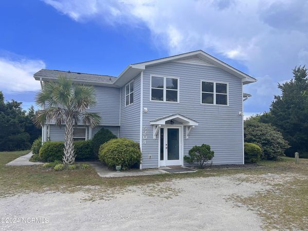 5204 Ocean Drive , Emerald Isle, NC 28594