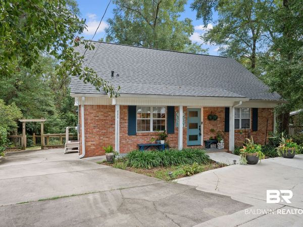 400 Circle Drive, Fairhope, AL 36532