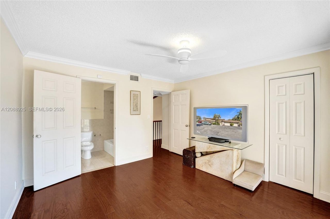 403 Dunwoody Ln, Unit 38, Hollywood, FL 33021 Photo