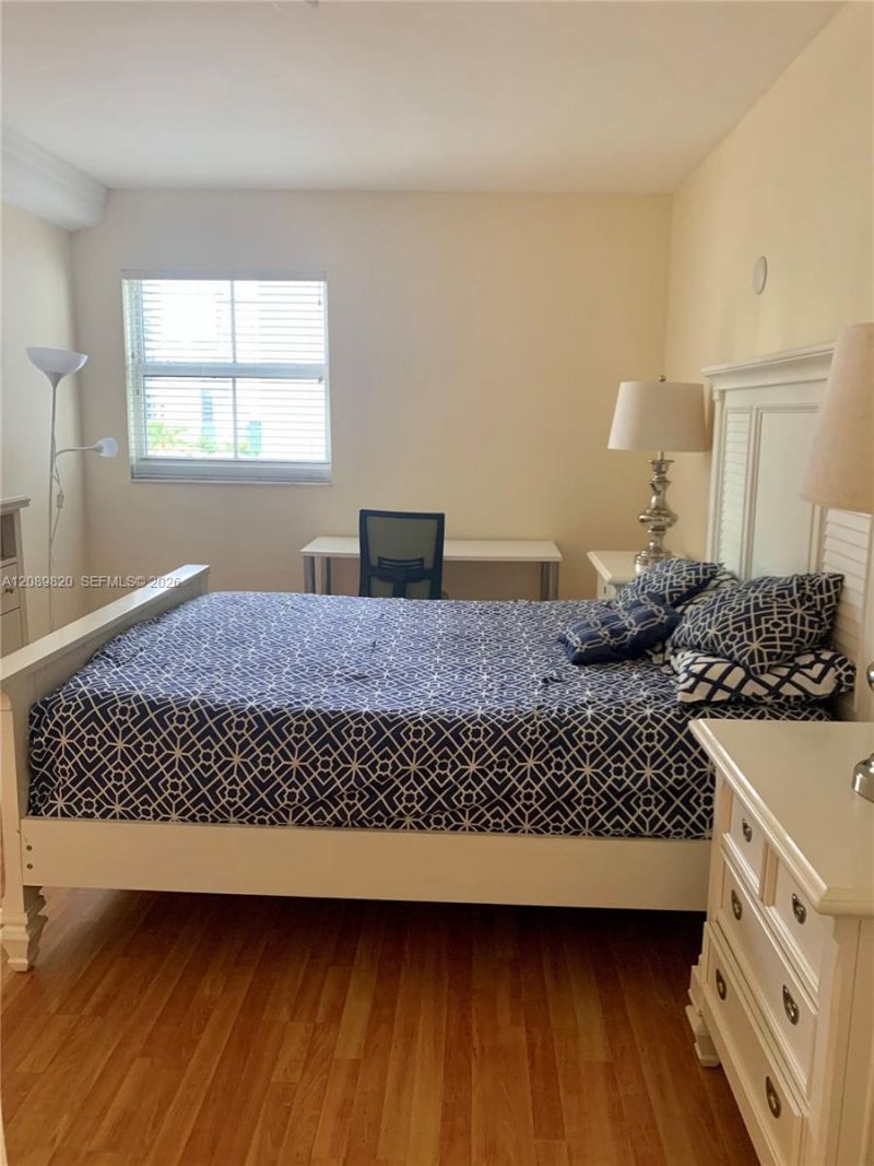 185 SE 14th Ter, Unit 1713, Miami, FL 33131 Photo