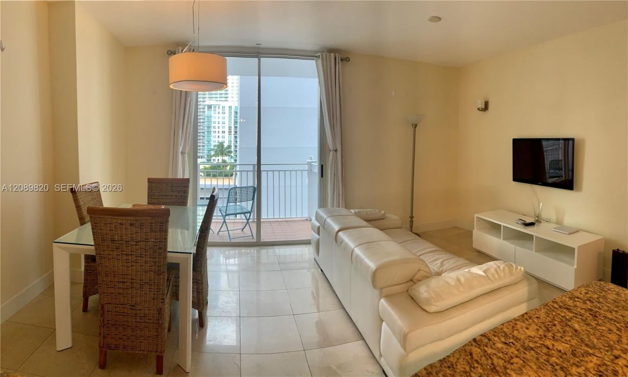 185 SE 14th Ter, Unit 1713, Miami, FL 33131 Photo
