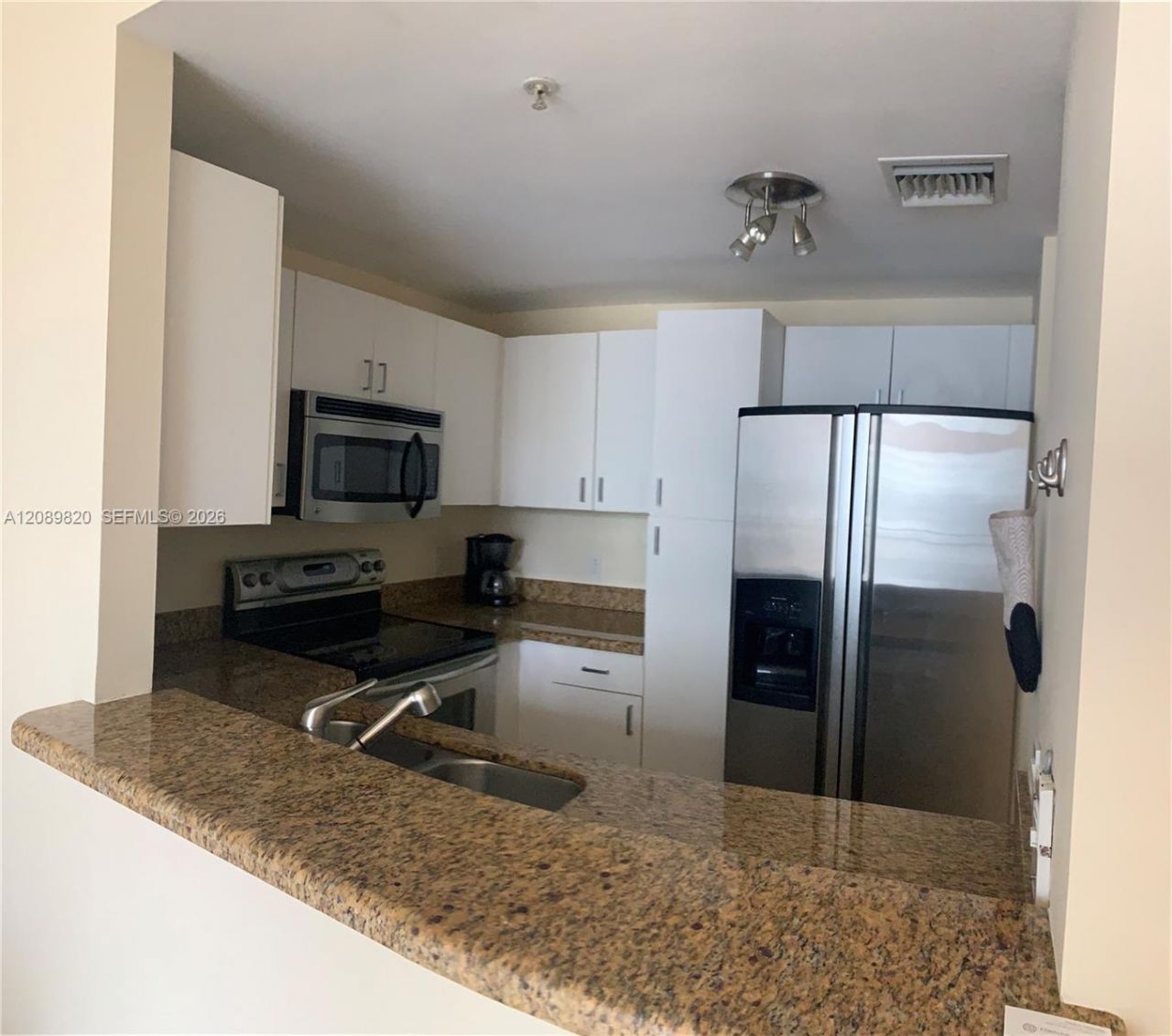 185 SE 14th Ter, Unit 1713, Miami, FL 33131 Photo