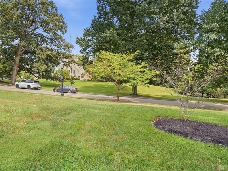 3837 Oak Street, Cincinnati, OH 45227 Photo 58
