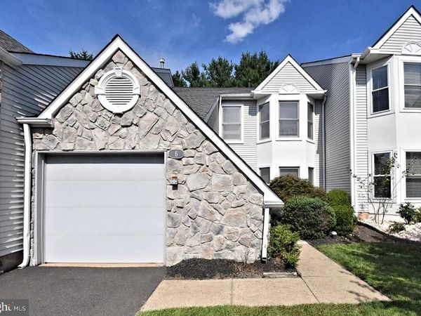 6 KANON COURT , NEWTOWN, PA 18940