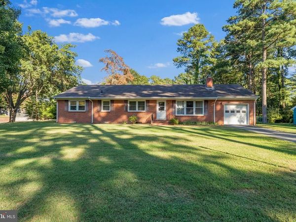 500 DOUGLAS ROAD, SALISBURY, MD 21801