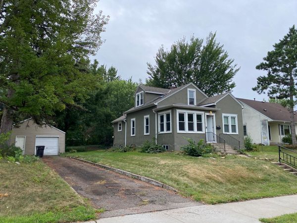 2200 Margaret Street , Saint Paul, MN 55119