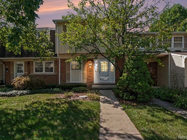 5093 Buckingham, Troy, Mi 48098