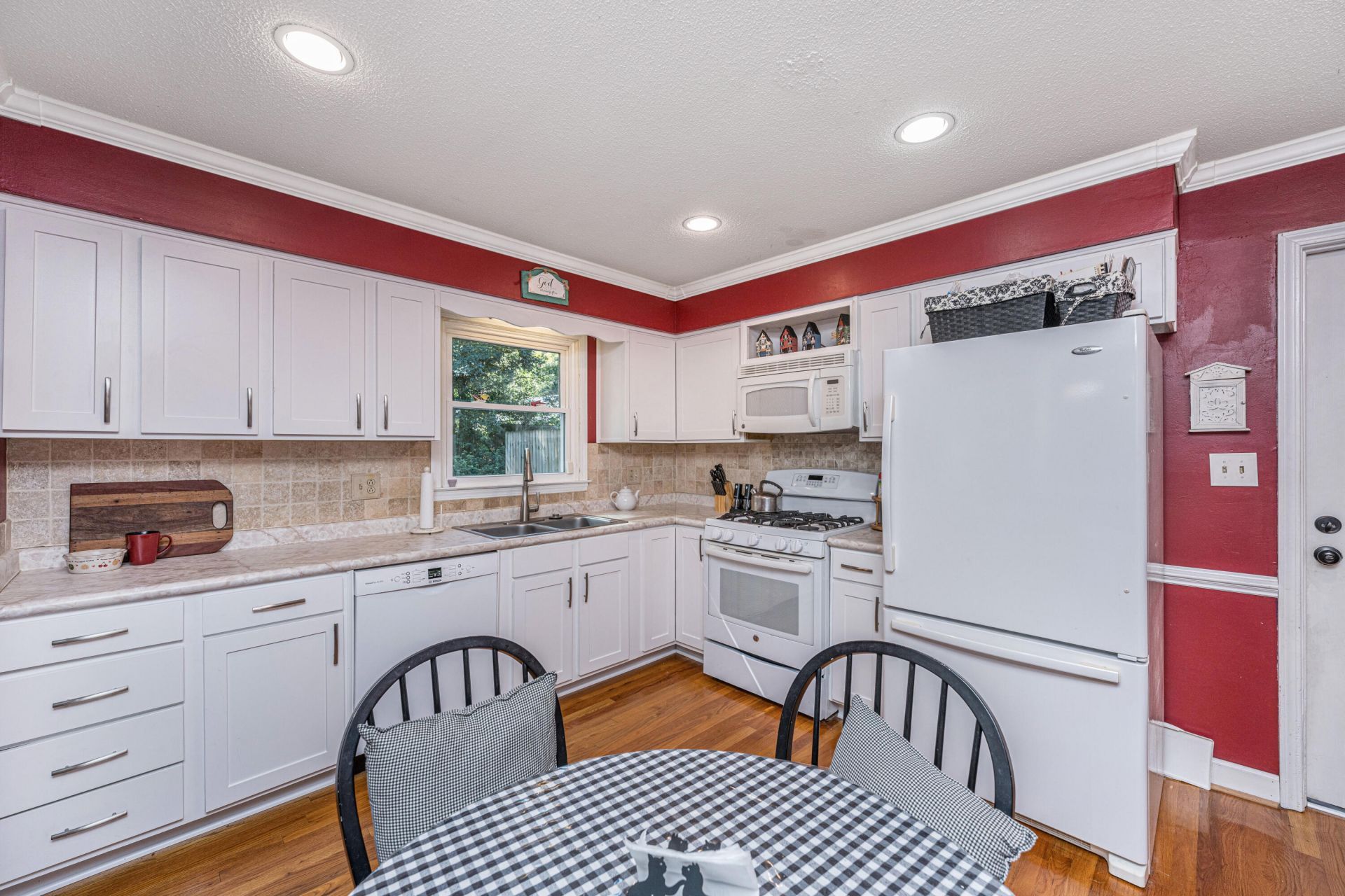 102 Huntington Circle Photo 10