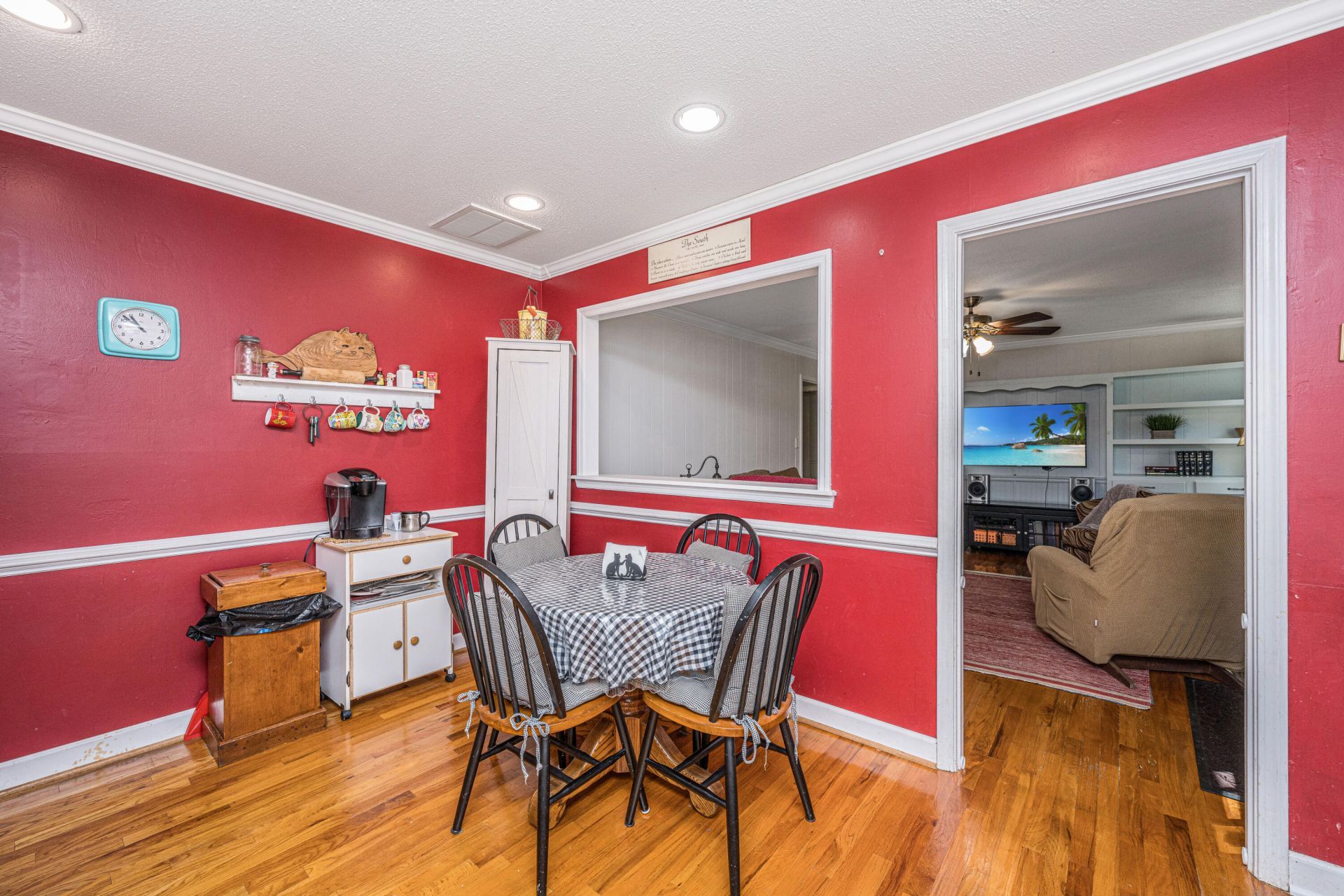 102 Huntington Circle Photo 13