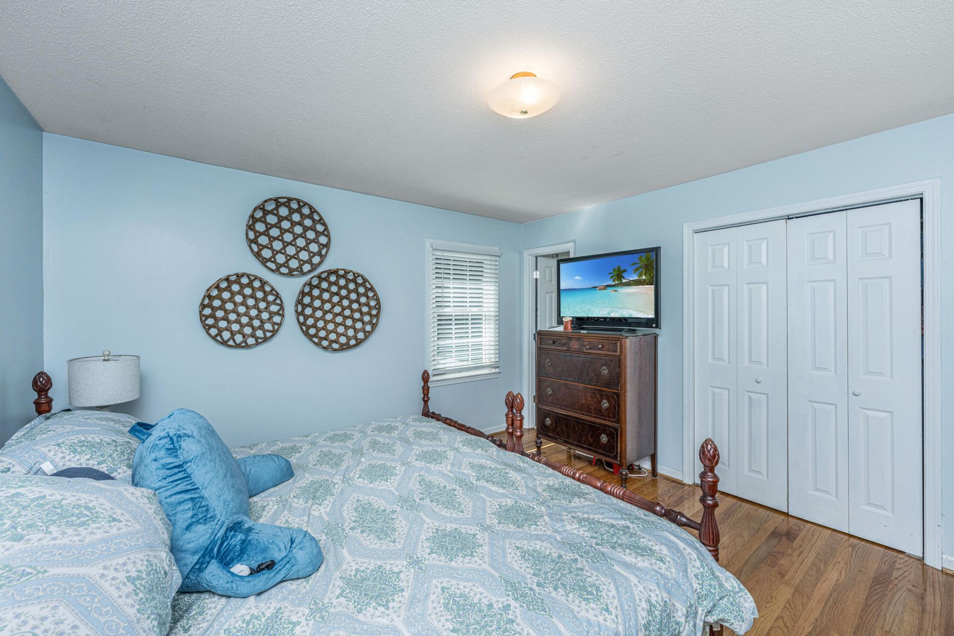 102 Huntington Circle Photo 19