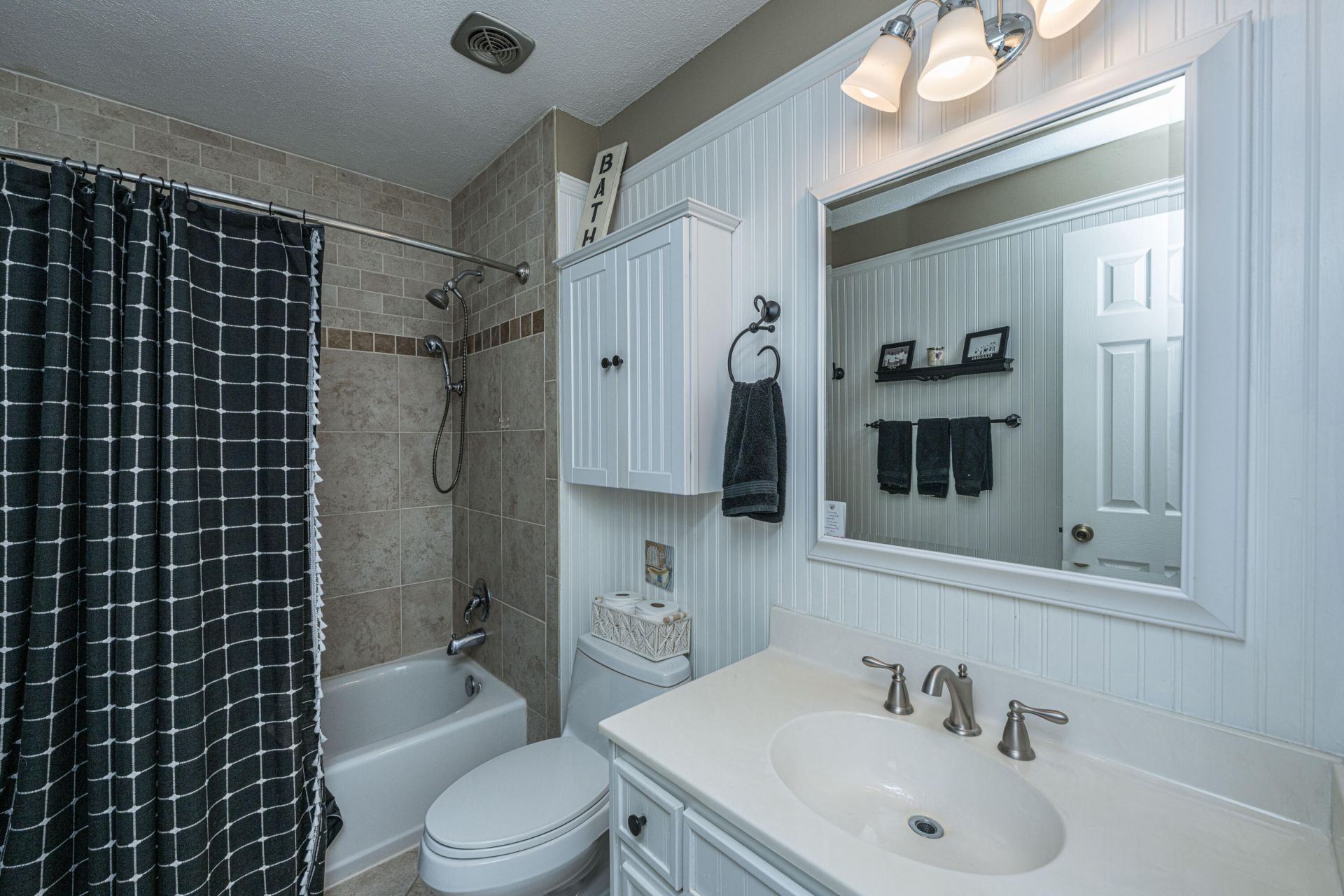 102 Huntington Circle Photo 27