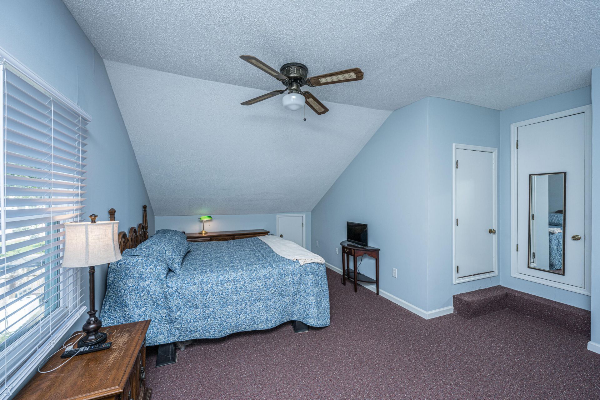 102 Huntington Circle Photo 29