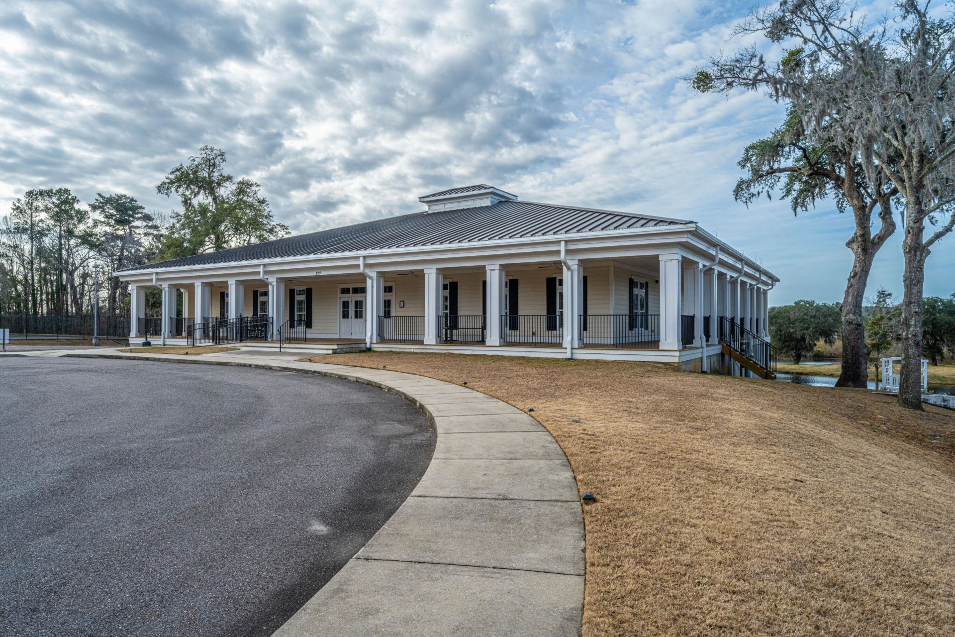 102 Huntington Circle Photo 45