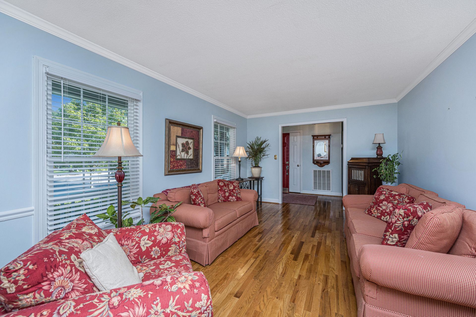 102 Huntington Circle Photo 7