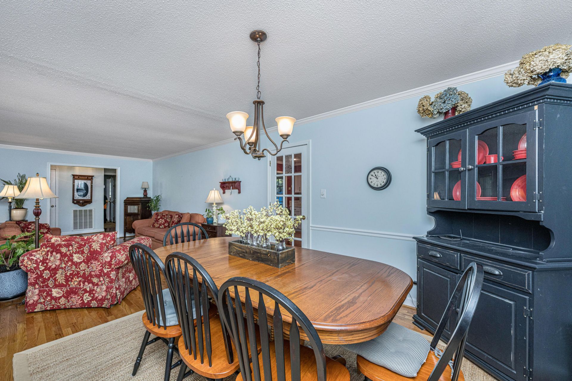 102 Huntington Circle Photo 9