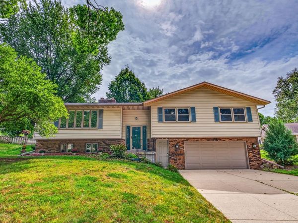 610 Walnut Grove Drive, Madison, WI 53717